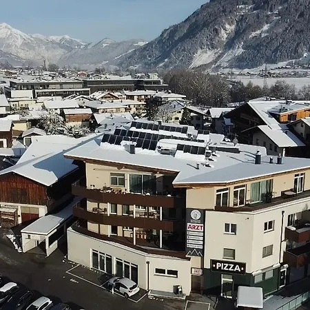 Aparthotel Alptirol 4*