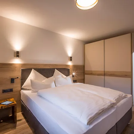 Alptirol 아파트호텔 4*