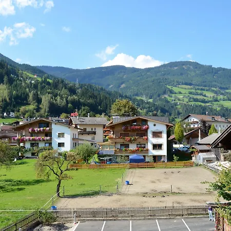 Apartahotel Alptirol 4*