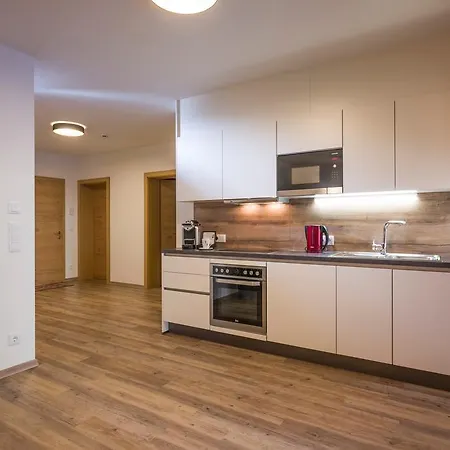 Alptirol Aparthotel 4*