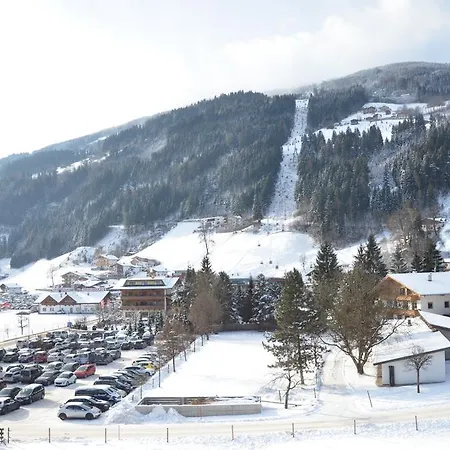 아파트호텔 Alptirol