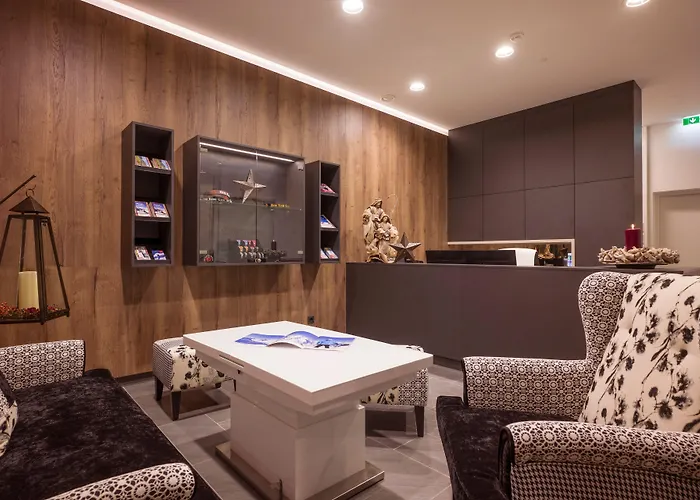 Alptirol 公寓式酒店 4*