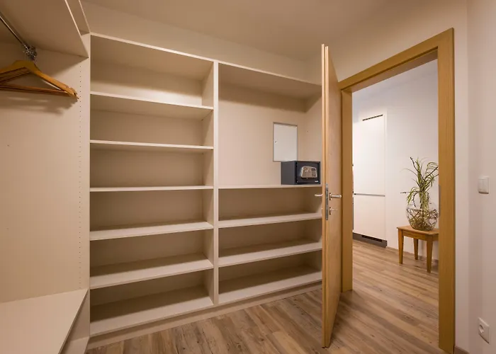 Alptirol 公寓式酒店 4*